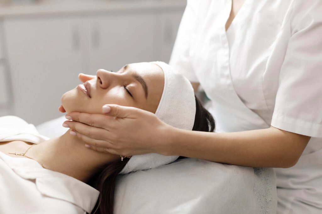 Facial Massage in Richmond Hill